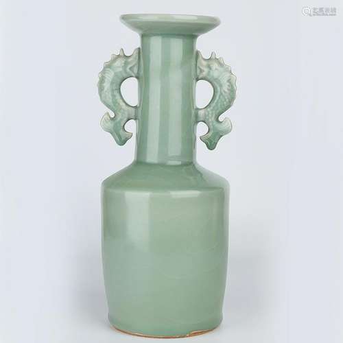 A LONGQUAN-GLAZED VASE.SONG PERIOD