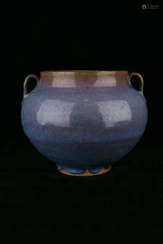 A JUNYAO JAR. ANTIQUE