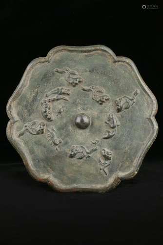 A BRONZE MIRROR.ANTIQUE