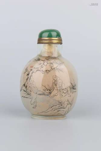 AN INSIDE PAINTED CRYSTAL SNUFF BOTTLE