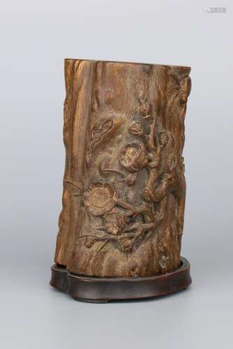 A CARVED ALOESWOOD BRUSHPOT.BITONG