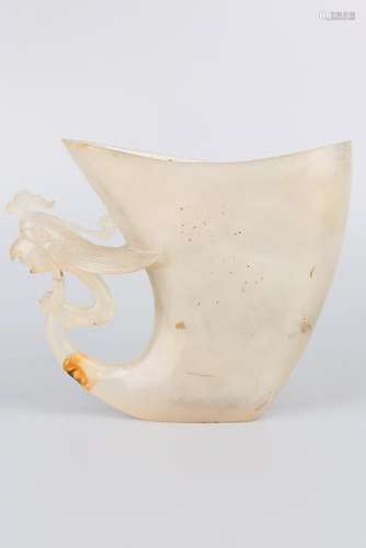 A CARVED AGATE PHOENIX CUP.ANTIQUE