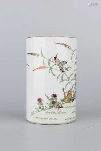 A FAMILLE-ROSE BRUSHPOT.QING PERIOD