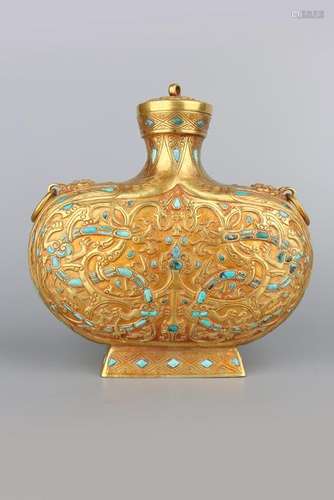 A GEM'S INLAID GOLD VASE AND COVER.ANTIQUE