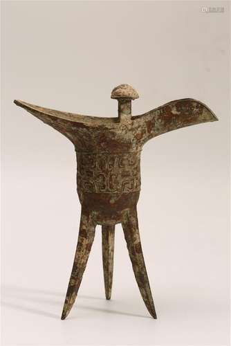 A BRONZE TRIPOD WINE VESSEL.ANTIQUE