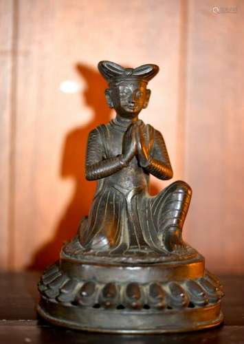 Antique Indian Bronze Figurine