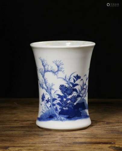 CHINESE BLUE WHITE PORCELAIN BRUSH POT