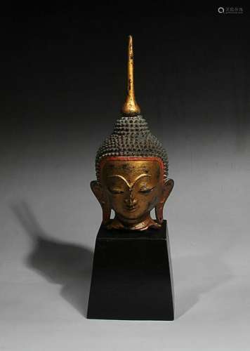 18TH CENTURY THAI BUDDHA HEAD