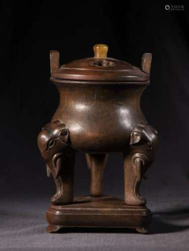 CHINESE CHENXIANG WOOD CARVED TRIPOD CENSER