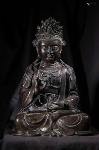 CHINESE BRONZE FIGURE OF SEATED GUANYIN