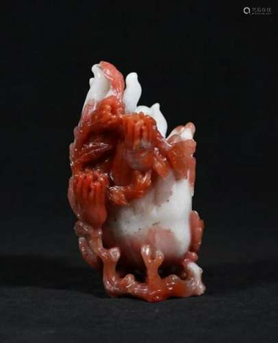 CHINESE RED AGATE CARVED FINGER CITRON VASE