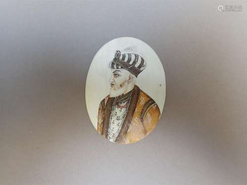 Portrait d'Empereur Moghol. Miniature ovale. Gouac…