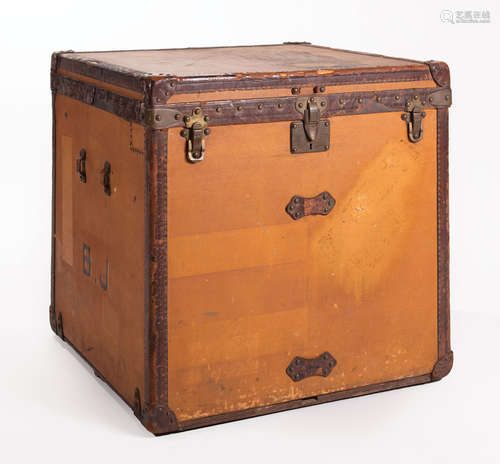 Antique Louis Vuitton Trunk , c. 1910, Vuittonite cloth, all clasps marked, interior with paper