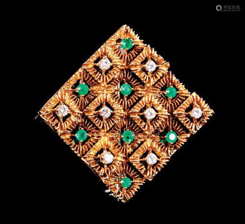 Vintage 18 kt. Yellow Gold Emerald and Diamond Brooch , 8 prong set round brilliant cut emeralds,