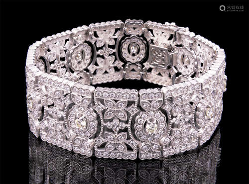 18 kt. White Gold and Diamond Bracelet , approx. 459 round brilliant cut diamonds, total wt. approx.