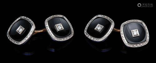 Pair of 14 kt. Yellow Gold, Onyx and Diamond Cufflinks , onyx square centered by round brilliant cut