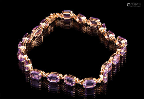 14 kt. Yellow Gold and Amethyst Flexible Bracelet , set with 20 hexagonal faceted amethysts, total