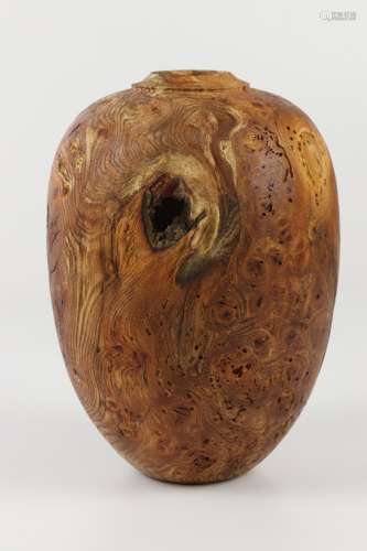 Colwin Way (UK) burr elm hollow form 19x13cm. Signed