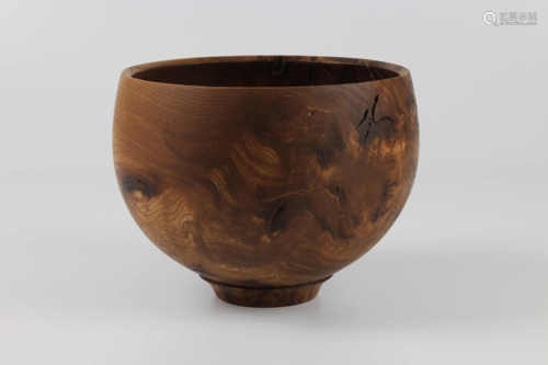 Mark Baker (UK) burr elm bowl 15x19cm. Signed