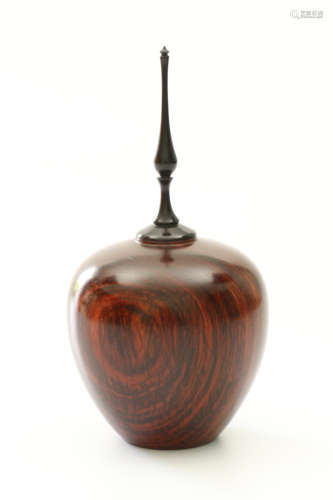 Michael Gibson (USA) cocobolo hollow form 17x8cm. Signed