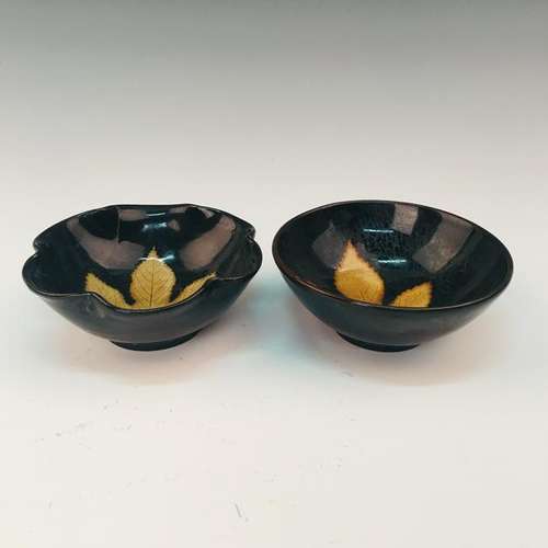 A Pair of Chinese Jizhou Kiln Bowl