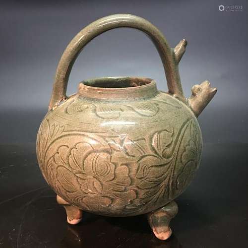 Chinese Yaozhou Kiln Tripod Teapot