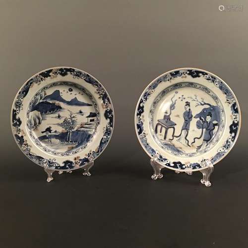 A Pair of Chinese Blue-White Plate