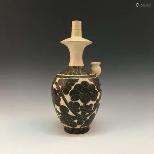 Chinese Cizhou Kiln 'Figure' Vase