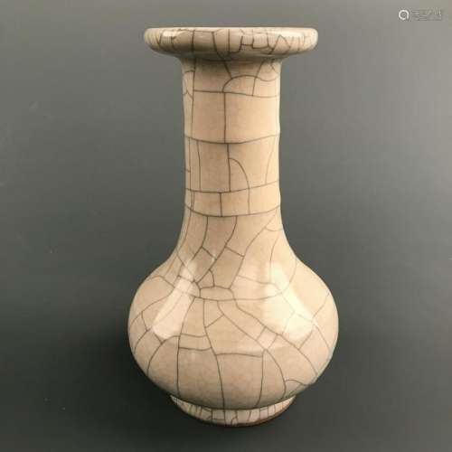 Chinese Guan Type Bottle Vase