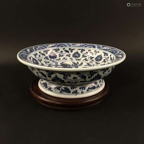 Chinese Blue-White Porcelain 'Bird' Bowl, Xuan De Mark