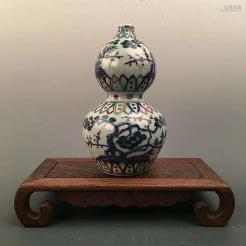 Chinese Doucai Double-Goured Bottle Vase, Chenghua Mark