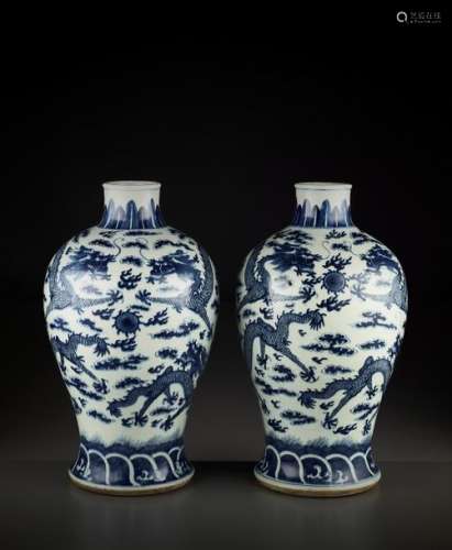 A PAIR OF DRAGON VASES, GUANGXU MARK AND PERIOD