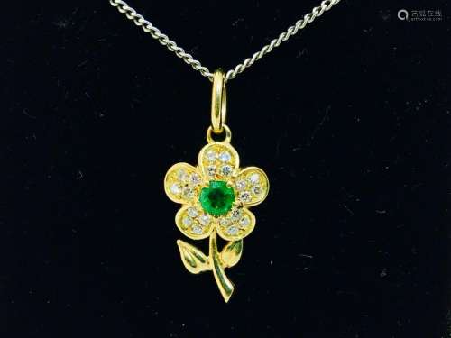 18K Gold. 0.75 Carat Emerald and Diamond Flower Pendant