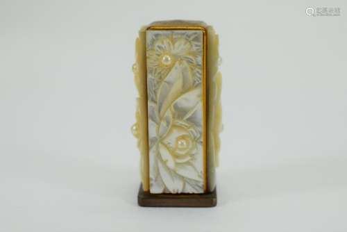 FLORAL CARVED MOTHER OF PEARL LIPSTICK