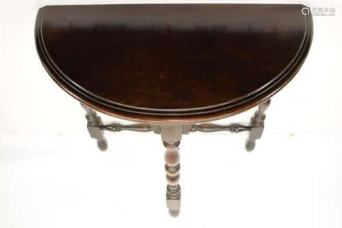 JAMES MADDOX SMALL HALF ROUND SIDE TABLE