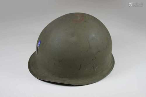 Amerikanischer Stahlhelm der 8. US-Infanteriedivision, aktiv bis 1992.