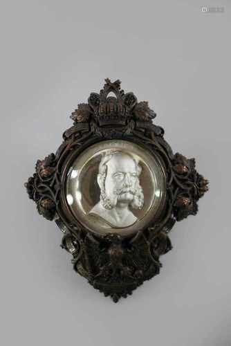 Wandrelief, 2. Hälfte 19. Jh., Portrait Kaiser Wilhelm I., hinter Glas, in Rahmen eingebettet,