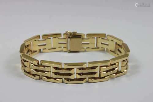 Armband, 585er Gold punziert, Gewicht ca. 32,7 gr., L.: 19,5 cm.