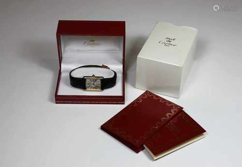 Damenarmbanduhr, Must de Cartier - Tank, Schweiz, 20. Jh., Silber, vergoldet, Ges.-Gew. ca. 28,1 g.,