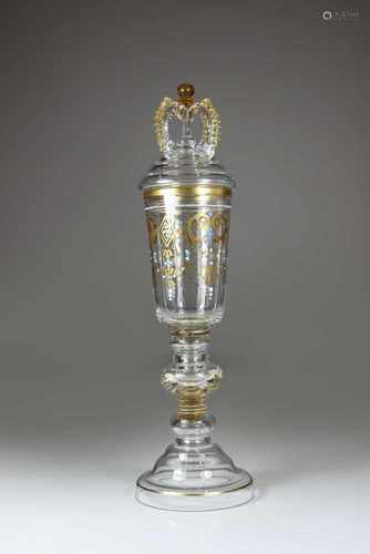 Deckelpokal Theresienthal, farbloses/ Bernstein farbendes Glas, Balusterform mit kronenartigem