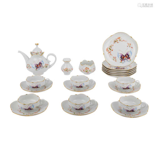 MEISSEN Teeservice f. 6 Personen 'Schmetterling', 20. Jh..Form 'Großer Ausschnitt', Dekor eines