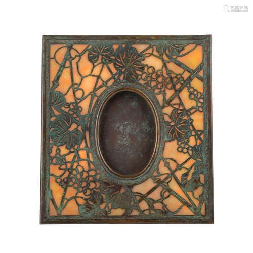 TIFFANY STUDIOS JUGENDSTIL BILDERRAHMEN „Grapevine Pattern Frame“New York, frühes 20. Jh.,