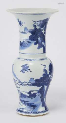 Vase cornet, Chine, fin dynastie Qing (1644-1912) marque Chenghua apocryphe - [...]