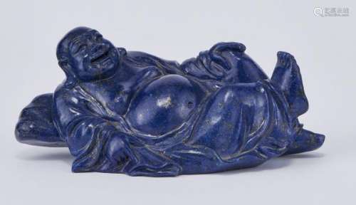 Bouddha couché, Chine - Lapis-lazuli sculpté, L 17 cm -
