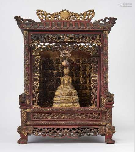 Autel domestique, Chine, dynastie Qing (1644-1912) - Bois laqué rouge et or [...]