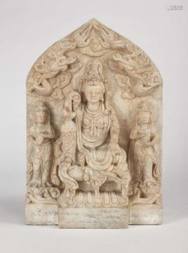Stèle, Chine, dynastie Qing (1644-1912) - Marbre sculpté en bas relief à décor [...]