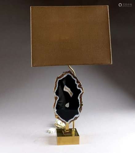 Lampe de Salon. A large plaque d'agate noire polie…