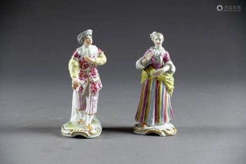 Saxe. Le Couple. Paire de statuettes en porcelaine…