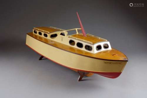 Maquette du Cabin Cruiser “Wavemaster“. Bois laqué…
