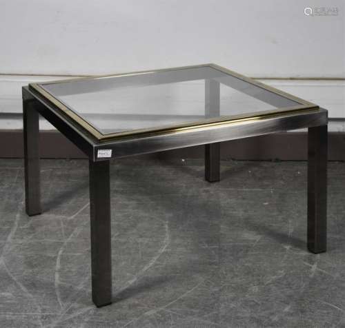 Table basse carrée à plateau de verre, la structur…